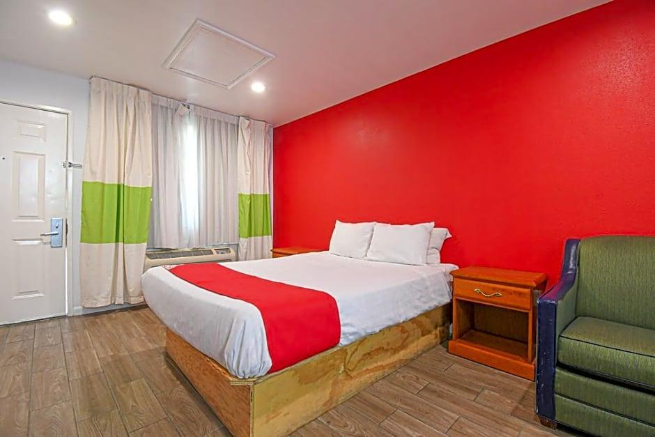 Oyo Hotel San Antonio Near At&T Center Zewnętrze zdjęcie