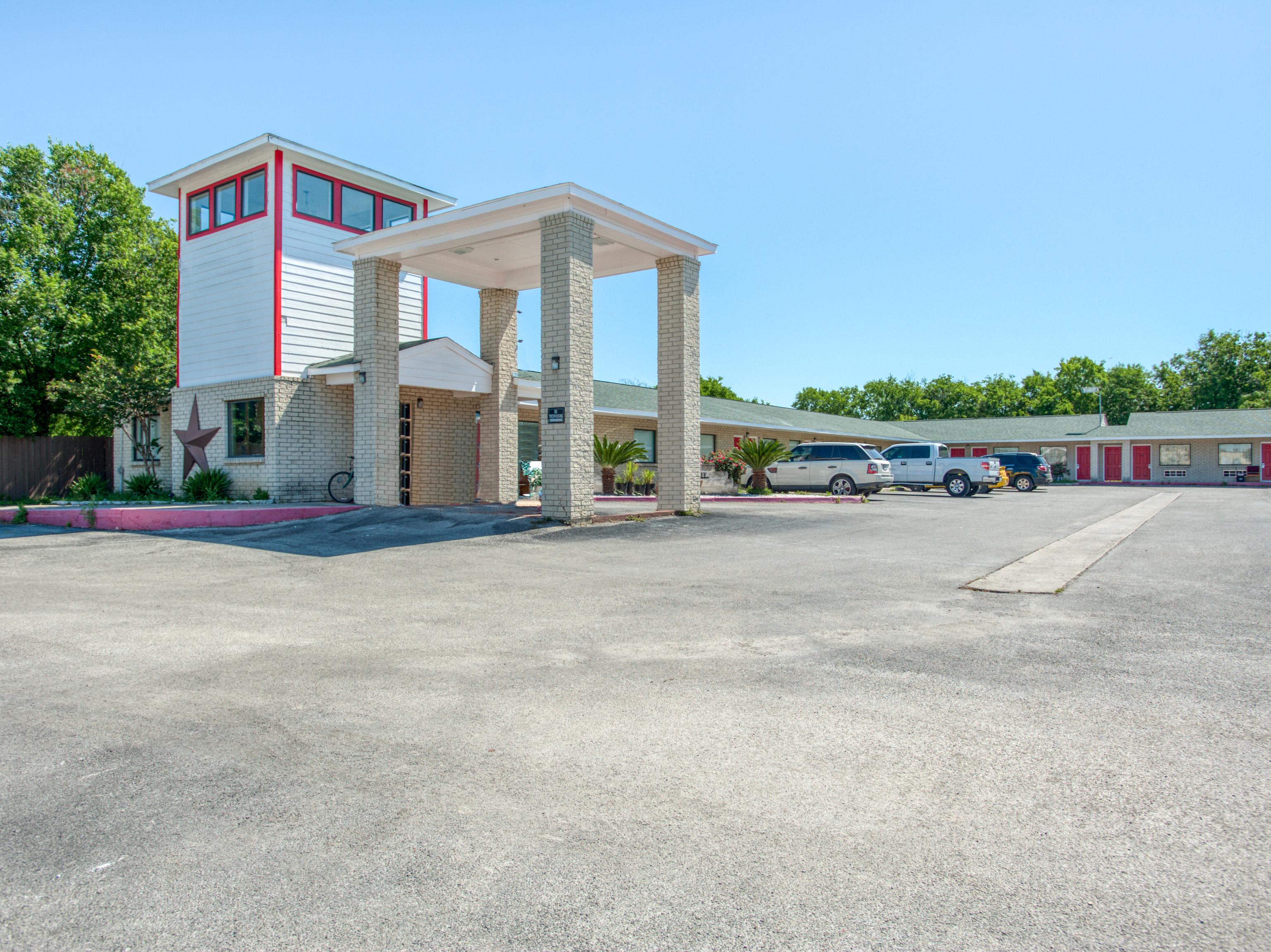 Oyo Hotel San Antonio Near At&T Center Zewnętrze zdjęcie