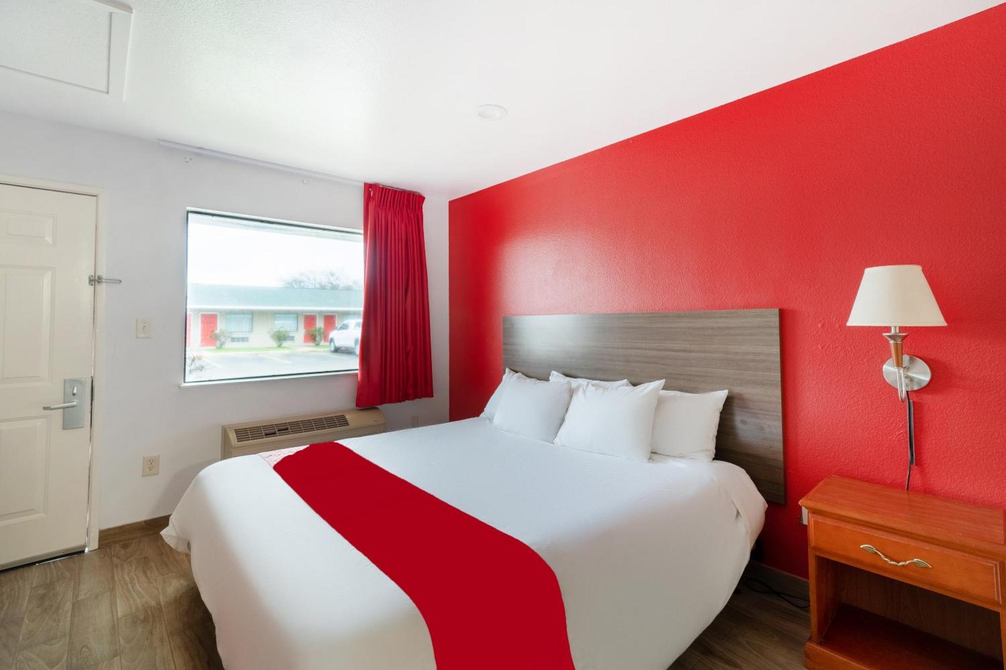 Oyo Hotel San Antonio Near At&T Center Zewnętrze zdjęcie